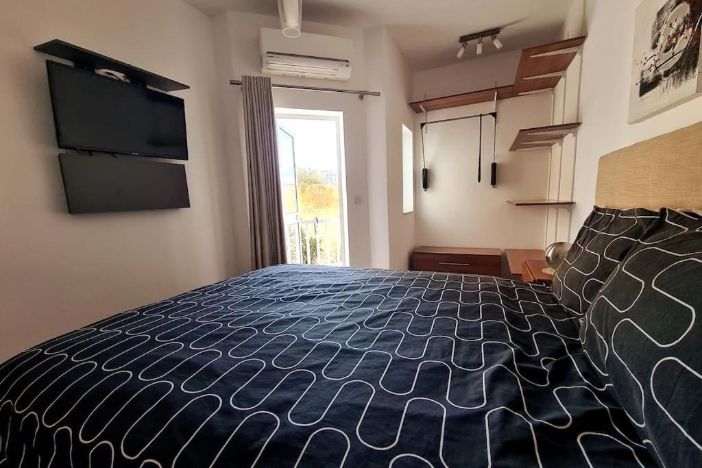 Cozy Inside.City & Beach Outside Apartment Sliema Ngoại thất bức ảnh