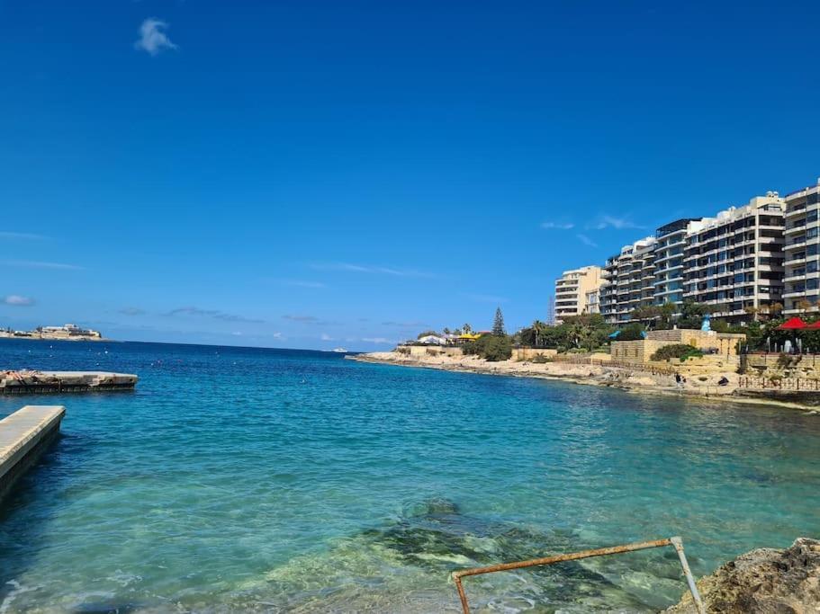 Cozy Inside.City & Beach Outside Apartment Sliema Ngoại thất bức ảnh