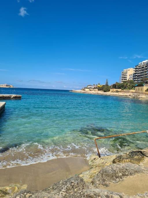 Cozy Inside.City & Beach Outside Apartment Sliema Ngoại thất bức ảnh